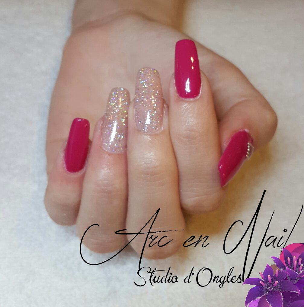 Galerie Ongles En Gel Ongles En Résine Vernis Permanent Strass Dentaire à Toulouse 31