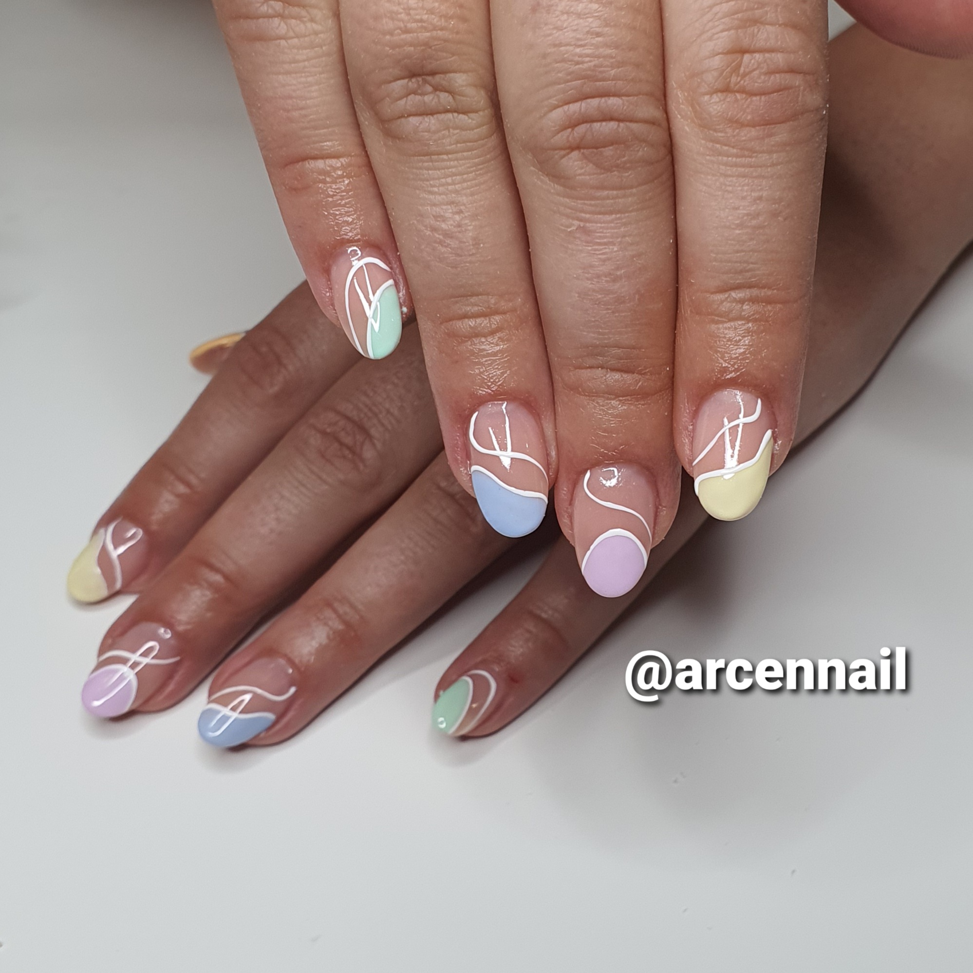 pose-ongles-resine-toulouse-mismatched-swirlnails
