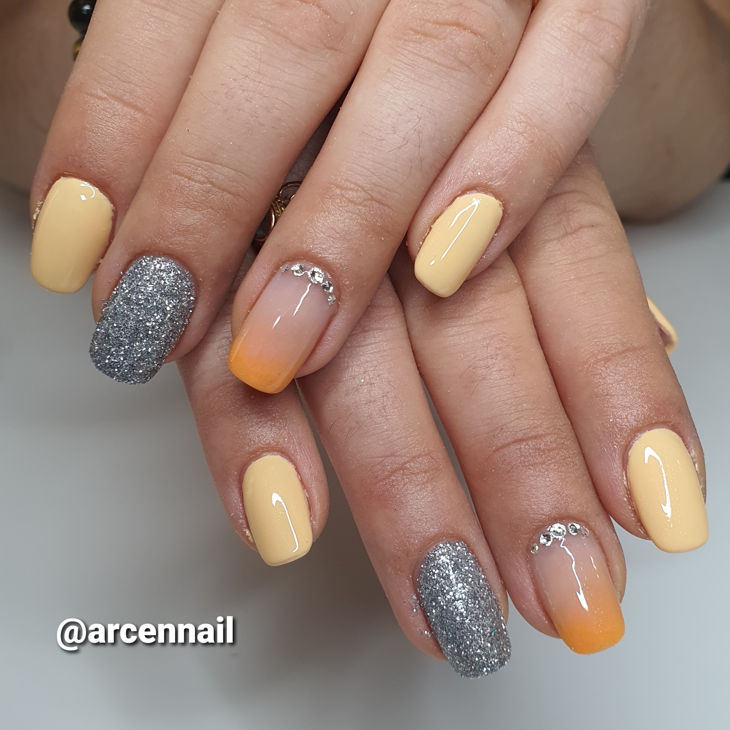 pose-ongles-resine-toulouse-babycolor-glitter-strass